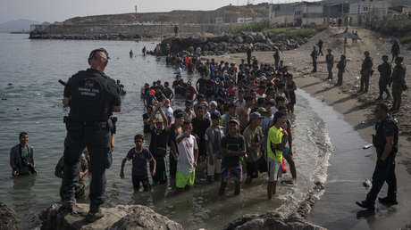 Ceuta amenaza al Gobierno español en medio de la crisis migratoria