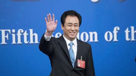 Condenan a cadena perpetua al exmagnate más rico de Asia