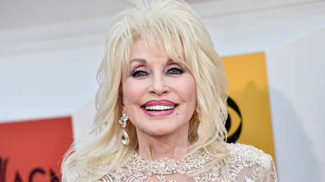 Revelan la causa de la muerte de la cantante Dolly Parton
