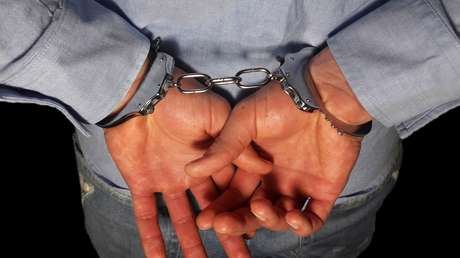 Colombia planea encerrar a peligrosos criminales en buques cárcel