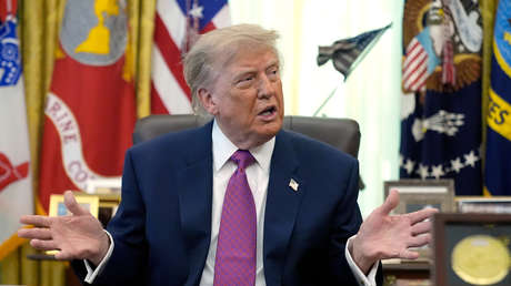 Trump critica a Fox News por cobertura sobre Irán y presentador responde en directo