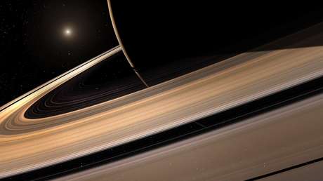El Hubble de la NASA descubre algo gigantesco en el polo sur de Saturno (FOTOS)