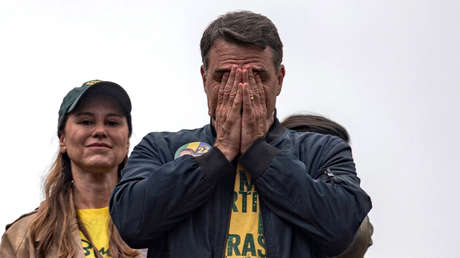 Un explosivo mensaje pone plomo en el ala a la campaña de Flávio Bolsonaro