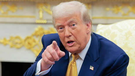 Trump sobre Zelenski: Tiene que dejar de atacar plantas de producción de diésel en Rusia