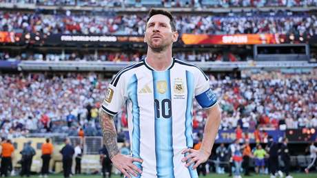 Argentina anuncia la despedida de Messi