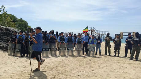 Desalojo comunitario en un paraíso protegido por el 'reality' español Supervivientes en Honduras