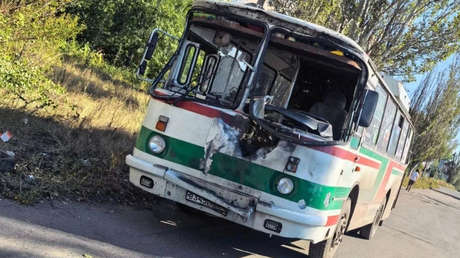 Ataque ucraniano contra un autobús de pasajeros deja 12 heridos en Donbass