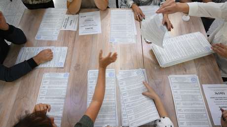 Dan a conocer los resultados de las elecciones parlamentarias en Rusia