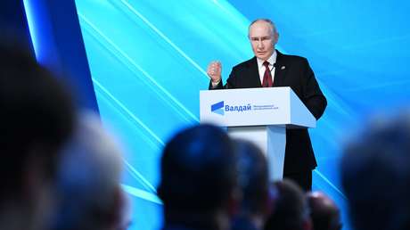 Putin: "El mundo se ha acercado a un momento decisivo y de cambio en su desarrollo"