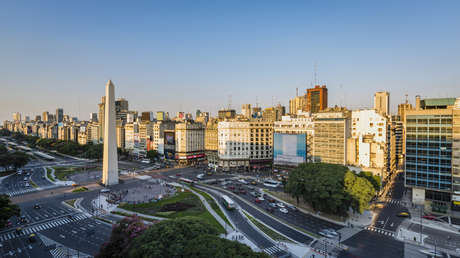 Argentina presenta el 'pasaporte dorado' para extranjeros: en qué consiste