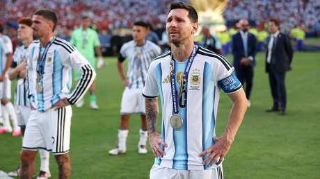VIDEO: las lágrimas de Messi en el autobús camino a su despedida de la selección