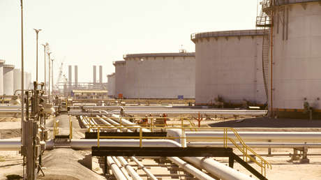 Oriente Medio arde, pero las petroleras no se van: ¿por qué siguen invirtiendo?