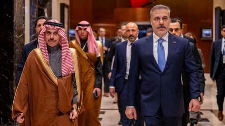 Un país de la OTAN explica cómo ayudaría a Arabia Saudita en el conflicto con los hutíes