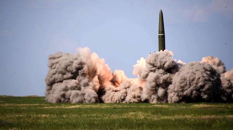 Karagánov: Rusia debe estar preparada para utilizar armas nucleares